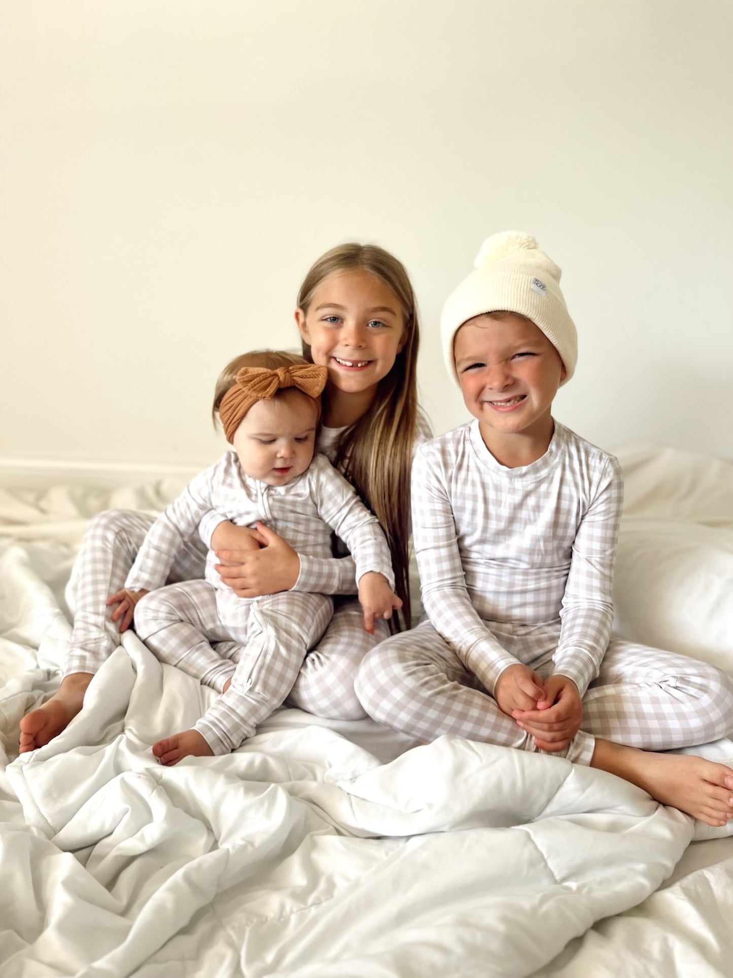 Beige Gingham Zippy