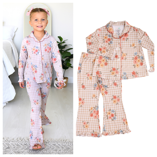 Callie RUFFLE LOUNGE SET