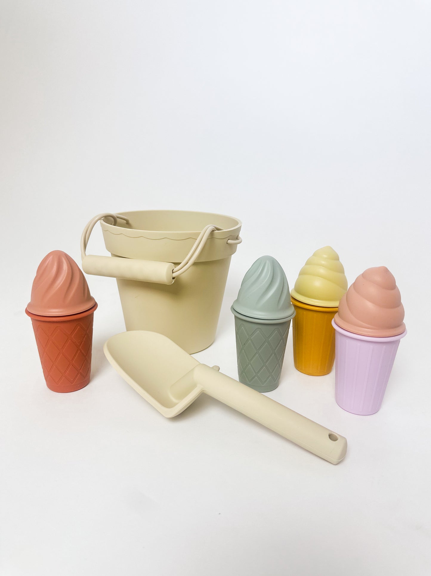 Beach Treat Bucket Set