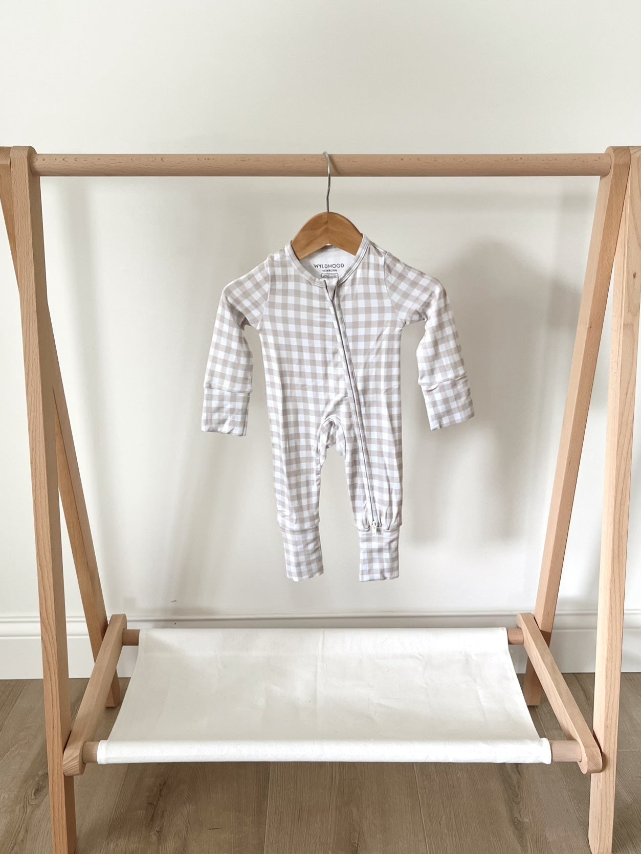 Beige Gingham Zippy