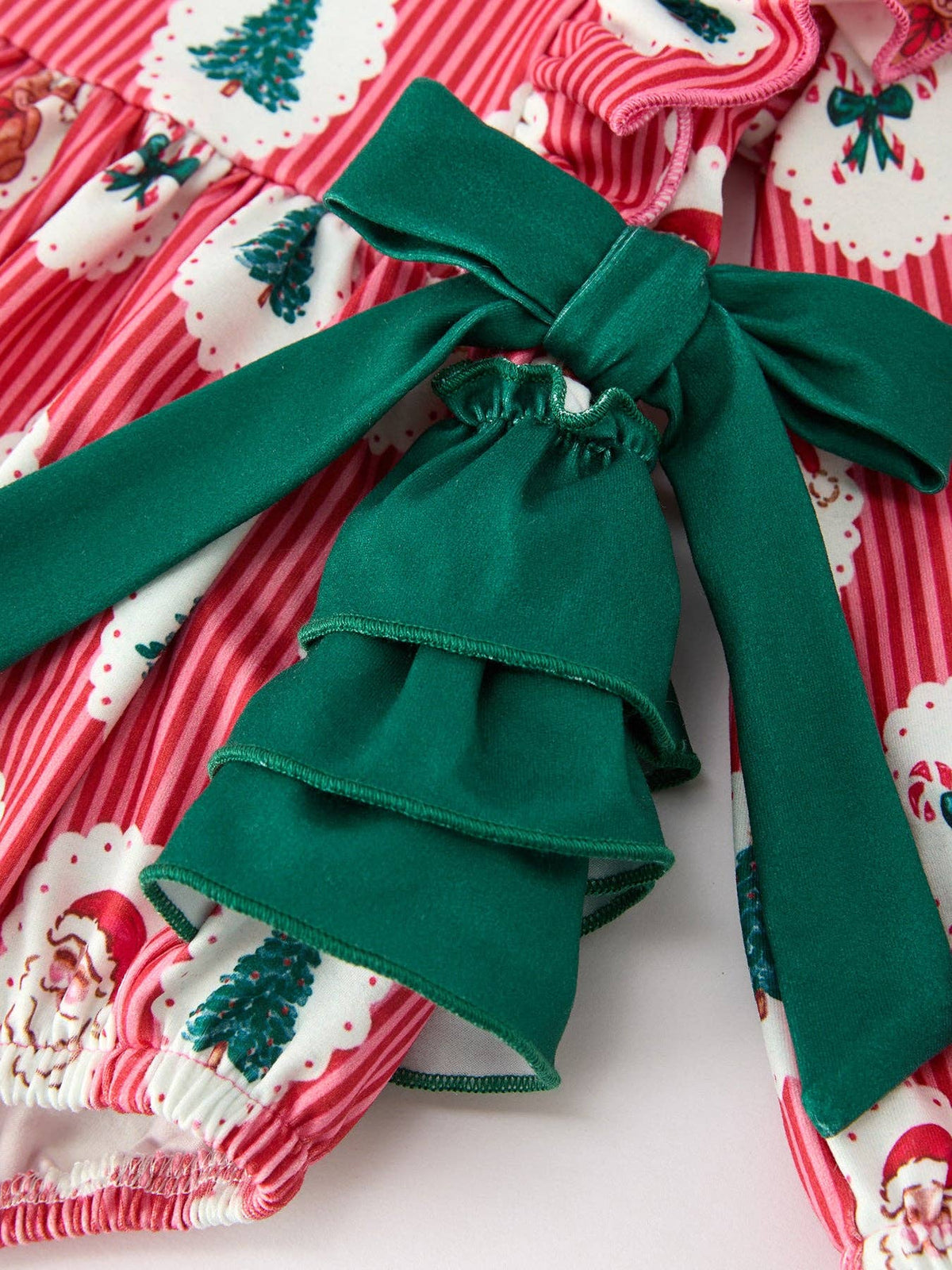 Christmas Santa Print Ruffle Baby Girl Bubble Romper with Bows
