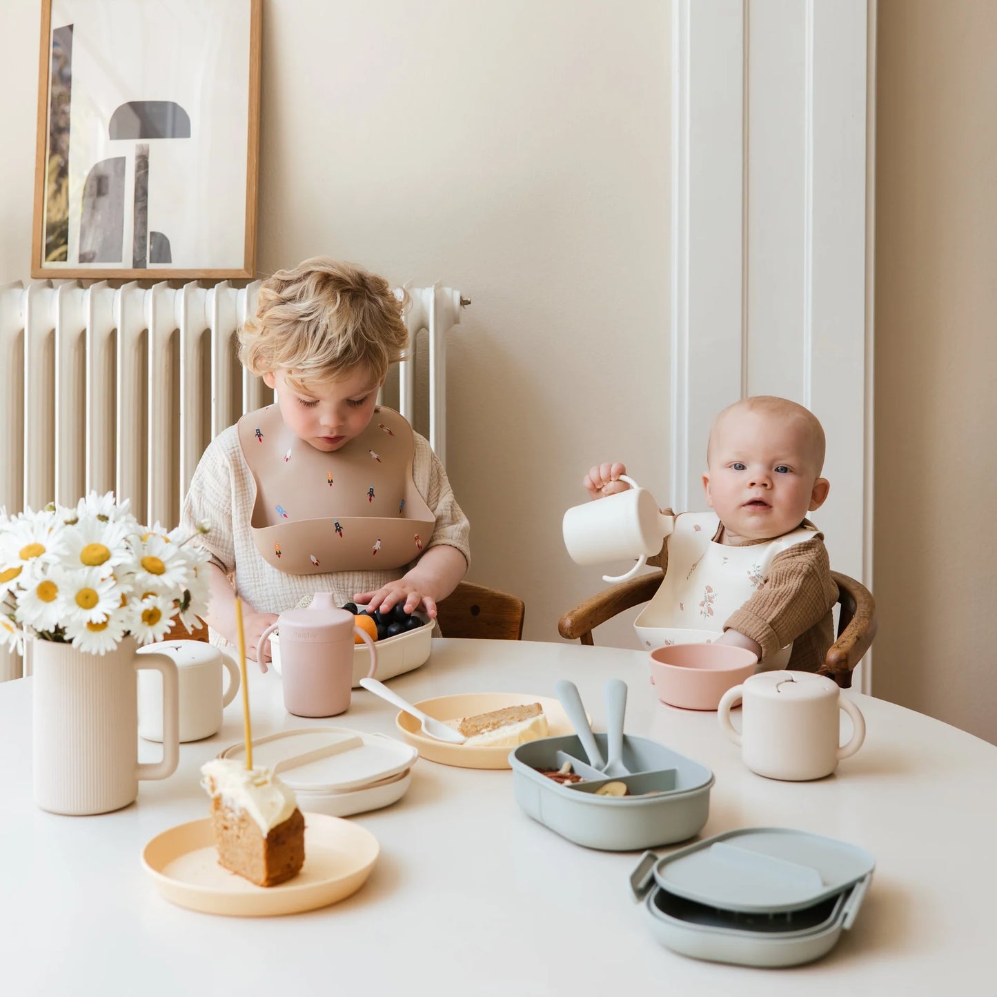 Silicone Baby Bib - Rocket Ship